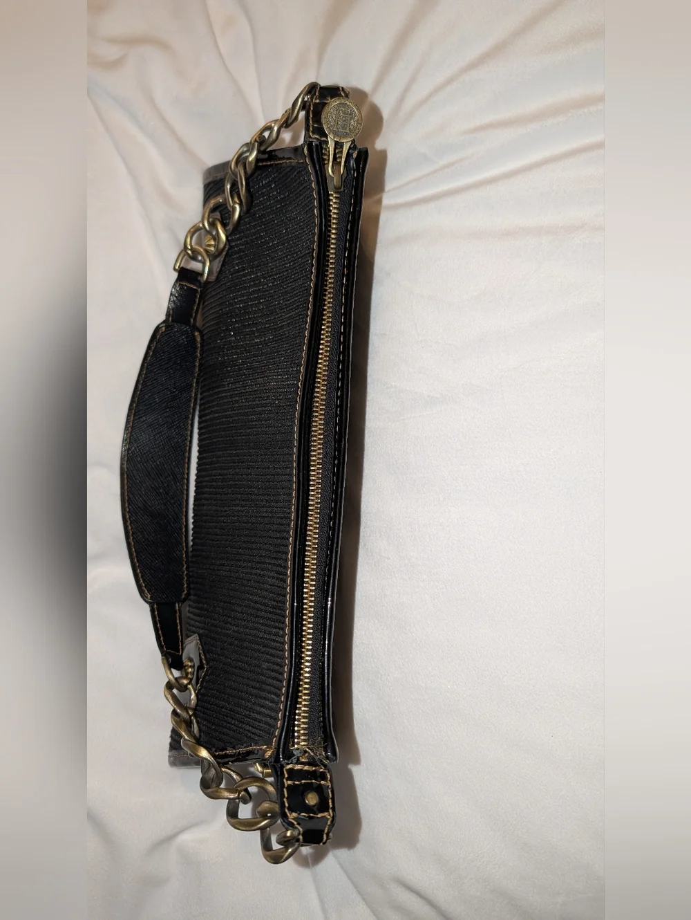 Eric Javits Squishee Metallic Baguette Shoulder Bag Black GUC